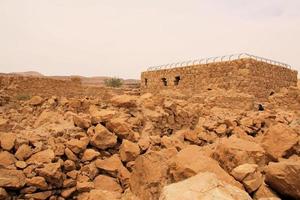 une vue de l'ancienne forteresse juive de massada en israël photo