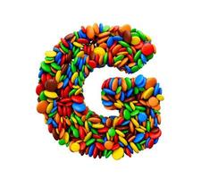 lettre g de bonbons arc-en-ciel multicolores festifs isolés sur fond blanc illustration 3d photo