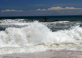 vagues de l'océan outer banks caroline du nord photo