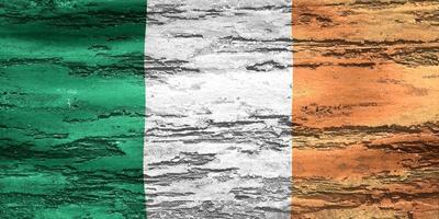 3d-illustration d'un drapeau irlandais - drapeau en tissu ondulant réaliste photo