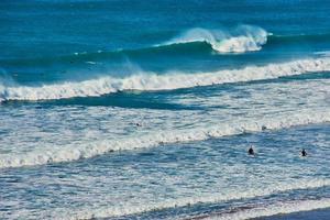 grosses vagues dans le nord de cornouailles photo