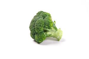 brocoli sur fond blanc photo