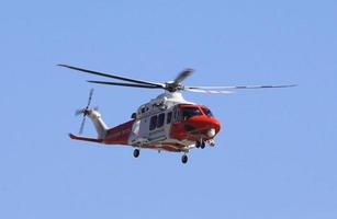 hélicoptère de recherche et sauvetage photo
