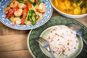 riz avec de la nourriture, nourriture thaïlandaise photo