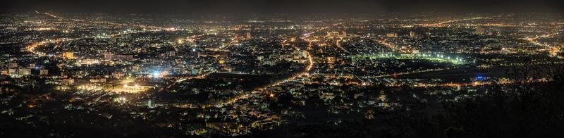 panorama du paysage urbain de chiang mai. photo