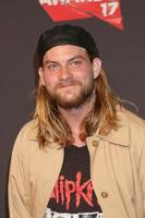 los angeles - 5 mars jake fatigué aux iheart music awards 2017 au forum le 5 mars 2017 à los angeles, ca photo