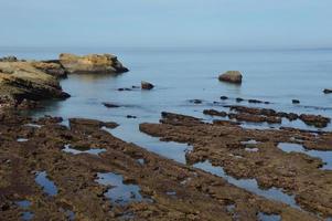 marée basse sur la cost de biarritz photo