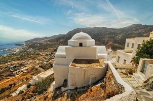 village de chora dans l'île de serifos grèce photo