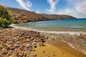 plage de megalo livadi sur l'île de serifos, grèce photo