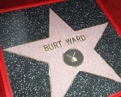 los angeles jan 9 - burt ward star à la cérémonie de l'étoile burt ward sur le Hollywood Walk of Fame le 9 janvier 2020 à los angeles, ca photo