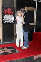 los angeles 12 février - kathryn grody, mandy patinkin à la cérémonie des étoiles de mandy patinkin sur le hollywood walk of fame le 12 février 2018 à los angeles, ca photo