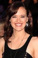 los angeles, 18 mars - brina palencia à la première divergente de los angeles au théâtre bruin le 18 mars 2014 à westwood, ca photo