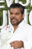 los angeles 1er août - luis guzman à la soirée d'été des studios de télévision cbs tca party 2017 au cbs studio center le 1er août 2017 à studio city, ca photo