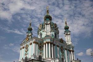 église saint andré à kiev, ukraine photo