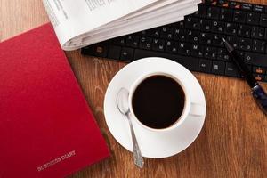 tasse de café et le journal