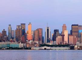 panorama de coucher de soleil manhattan new york city photo