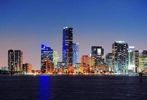 scène de nuit de miami photo