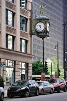 vue sur la rue du centre-ville de chicago photo