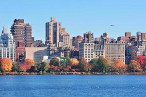 parc central de la ville de new york sur le lac photo