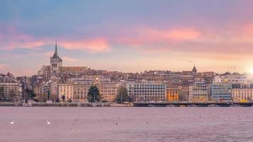 toits de la ville de genève avec le lac léman, paysage urbain de la suisse photo