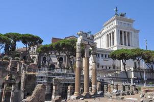 forum romain à rome photo