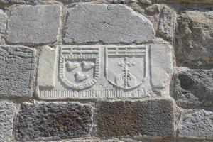 symboles de chevalier dans le château de bodrum, la ville de bodrum, turquie photo