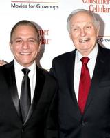 los angeles jan 11 - tony danza et alan alda aux films aarp pour adultes 2020 à l'hôtel beverly wilshire le 11 janvier 2020 à beverly hills, ca photo