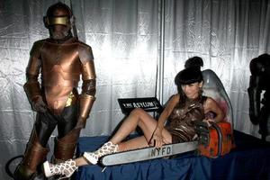 los angeles, 6 septembre - bai ling la nuit de la science-fiction, de la fantaisie et de l'horreur après la fête au stade iatse 80 le 6 septembre 2014 à burbank, ca photo