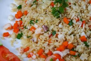 riz frit aux fruits de mer photo