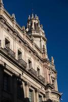 façades d'immeubles d'un grand intérêt architectural dans la ville de barcelone - espagne photo