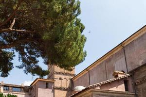 Rome, Italie. détails architecturaux typiques de la vieille ville photo