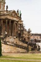 l'un des bâtiments universitaires de potsdam photo