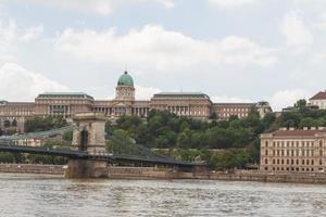 palais royal historique de budapest photo