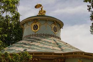 maison chinoise dans les jardins de sans souci, berlin photo