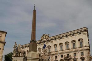 rome, le bâtiment de la consulta sur la place du quirinal. photo