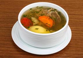soupe de boeuf aux légumes photo