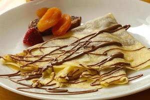 crêpe au chocolat et aux fruits photo