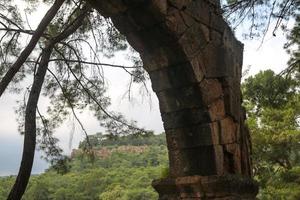 ruines de phaselis en turquie photo