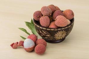 fruits tropicaux - litchi photo