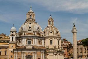 chiesa del santissimo nome di maria al foro traiano et santa maria di loreto à rome, italie photo