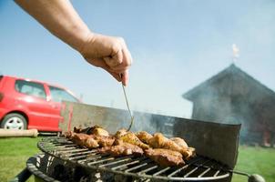 viande sur barbecue photo