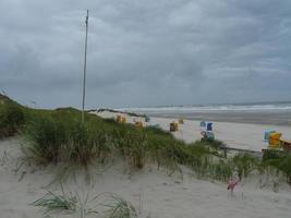 à la plage de l'île de juist photo