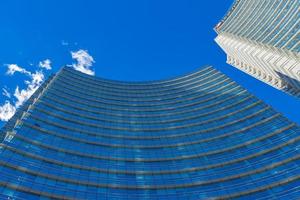 milan, italie, 2017 - détail de la tour unicredit à milan. La tour a été ouverte en 2012 et avec 231 mètres, c'est le plus haut bâtiment d'Italie photo