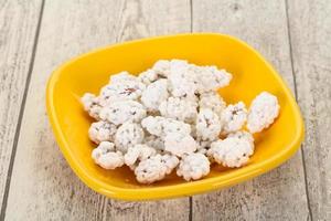 bonbon aux amandes blanches photo