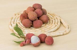 fruits tropicaux - litchi photo