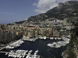 monaco au bord de la méditerranée photo