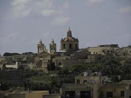 l'île de gozo sur la mer méditerranée photo