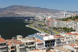 Izmir sur la côte égéenne de la Turquie photo