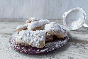 Beignet français de la Nouvelle-Orléans avec du sucre en poudre photo