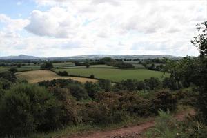 une vue sur la campagne du shropshire depuis la colline de lyth près de shrewsbury photo